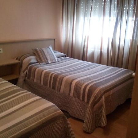 Pension Las Palmeras Lalin Ruang foto