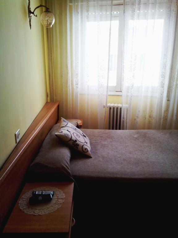 Pension Las Palmeras Lalin Ruang foto